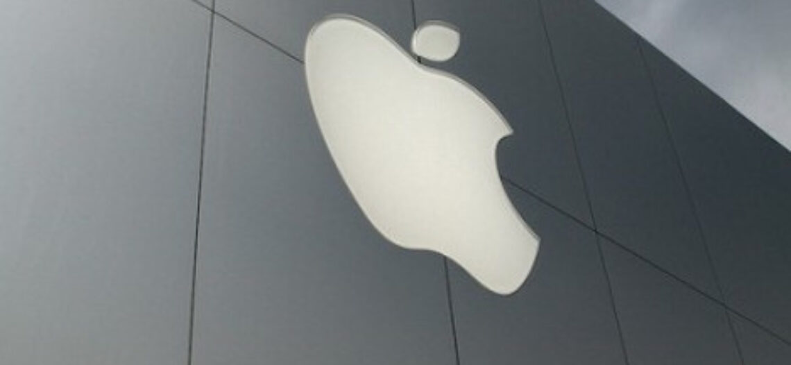 Az apple ügylete lett a kés a közösségi portál nyakán