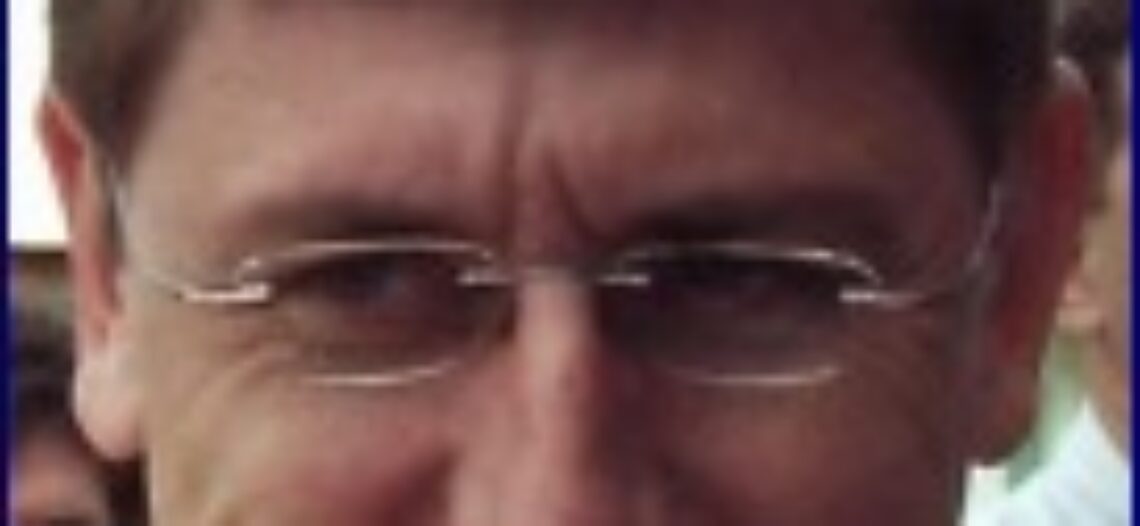 ELKURTUK.hu: ádáz harc az Interneten is…